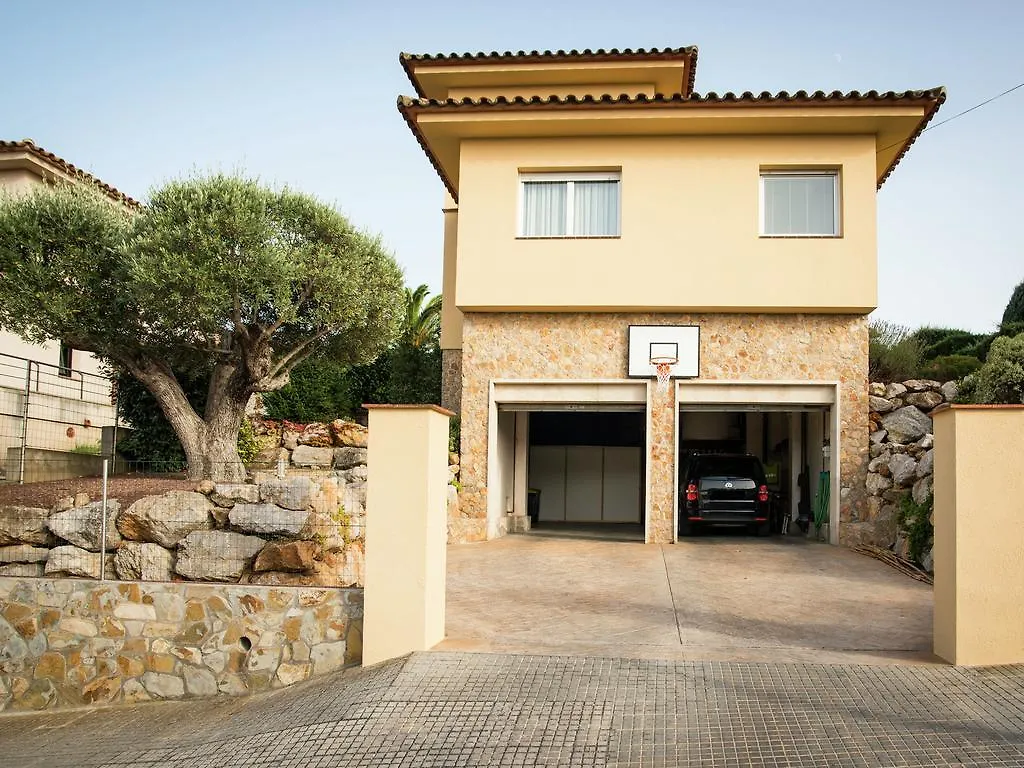 Modern Villa In Les Corts With Pool Spanien