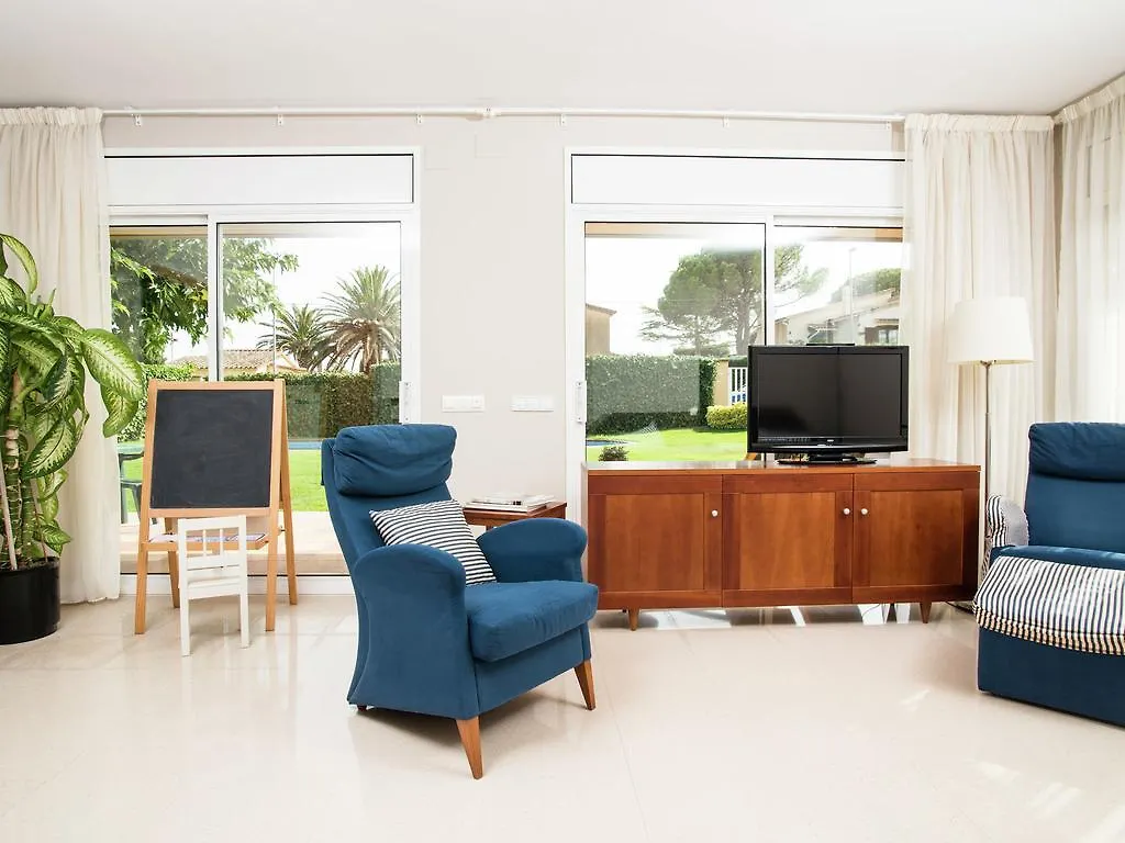 Modern Villa In Les Corts With Pool L' Escala