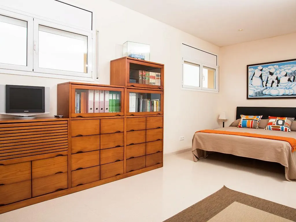 Modern Villa In Les Corts With Pool